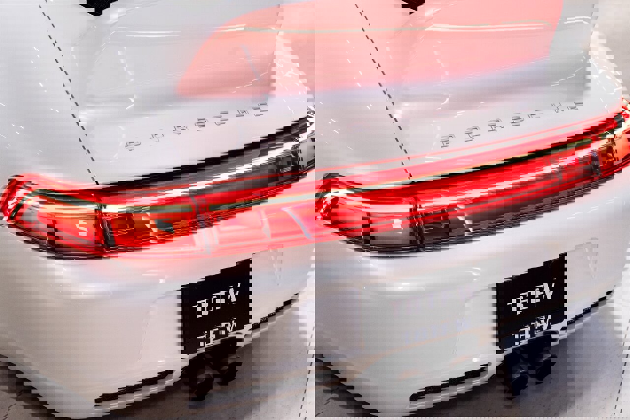 Used 1995 Porsche 911 Carrera image 18