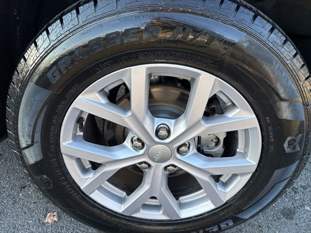 Certified 2022 Jeep Grand Cherokee Limited image 10