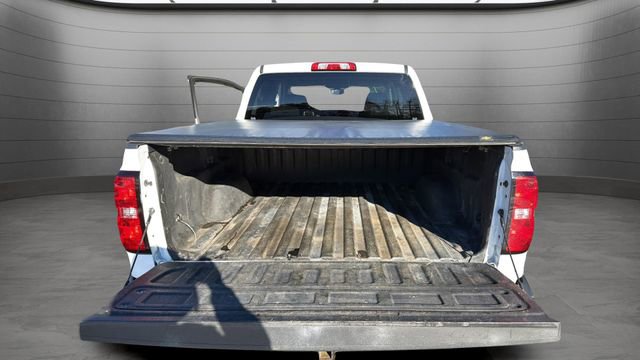 Used 2018 Chevrolet Silverado 1500 LT w/ LT Eassist Package AWD/4WD image 30