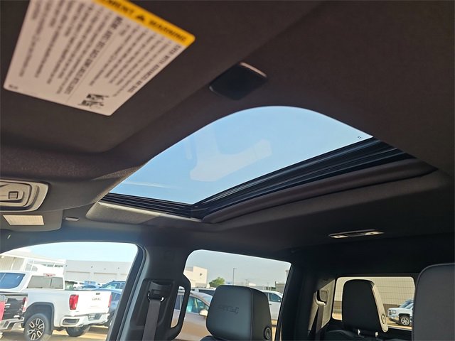 New 2025 GMC Sierra 2500 AT4 w/ AT4 Premium Plus Package image 14