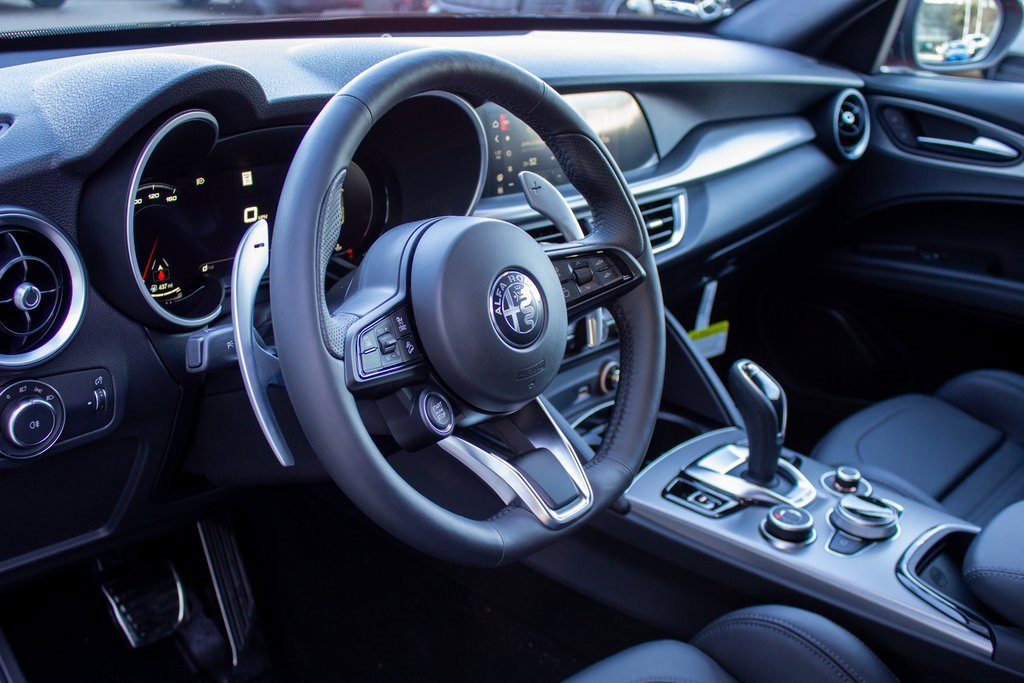 New 2025 Alfa Romeo Stelvio Sprint w/ Veloce Package image 11