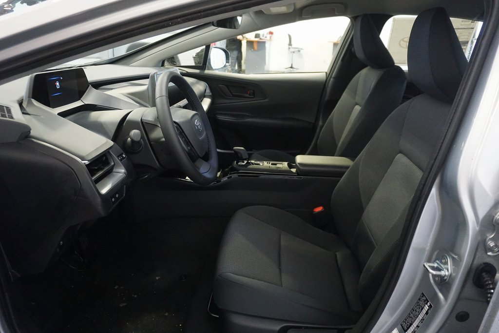 New 2026 Toyota Prius LE image 19