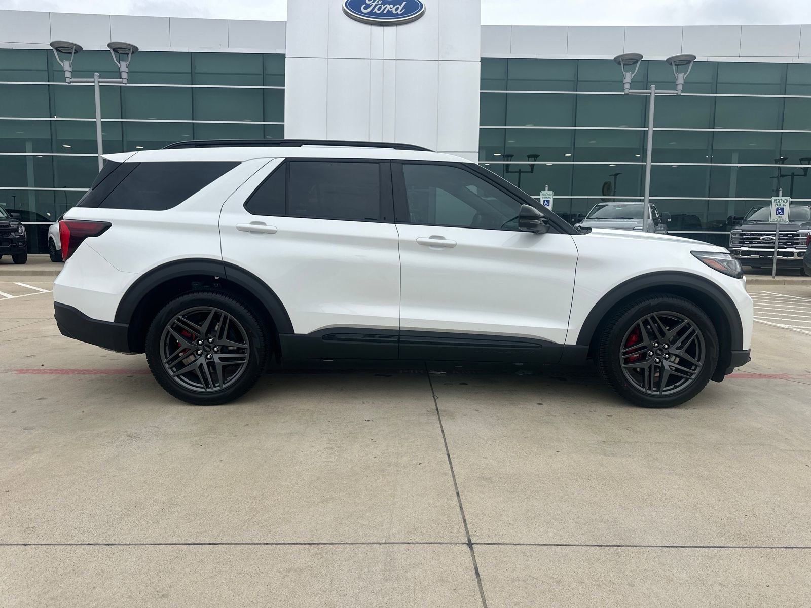 New 2026 Ford Explorer ST image 6