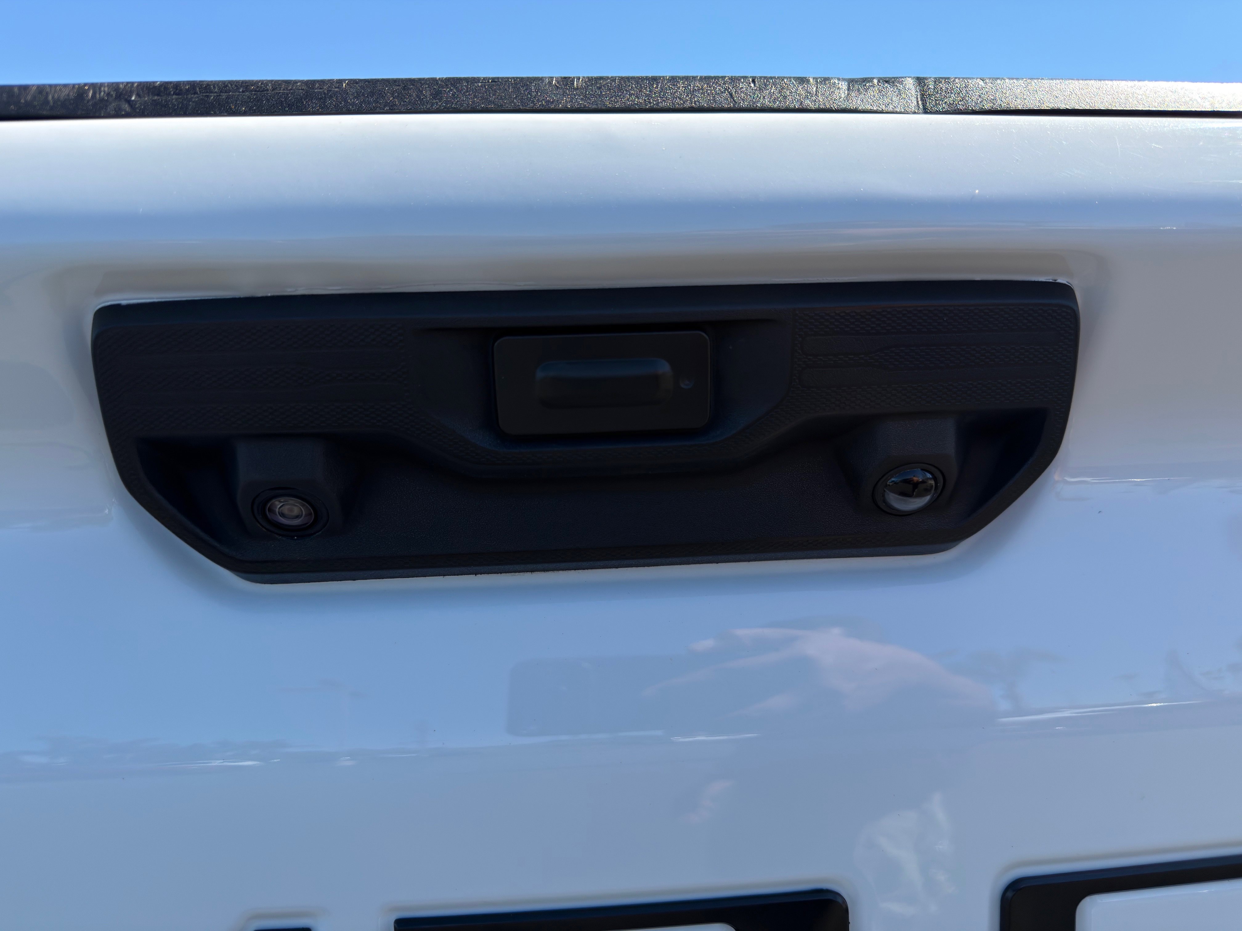 Used 2022 Chevrolet Silverado 2500 LT w/ Convenience Package image 16