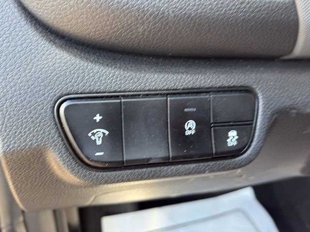 Used 2024 Kia Seltos LX image 9