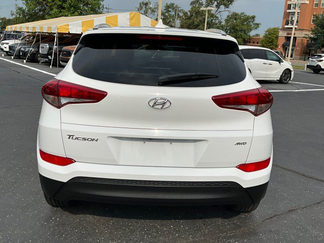 Used 2017 Hyundai Tucson SE Plus AWD/4WD image 3