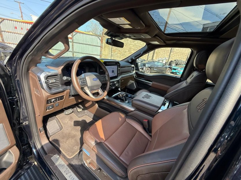 Used 2025 Ford F150 King Ranch w/ FX4 Off-Road Package image 6