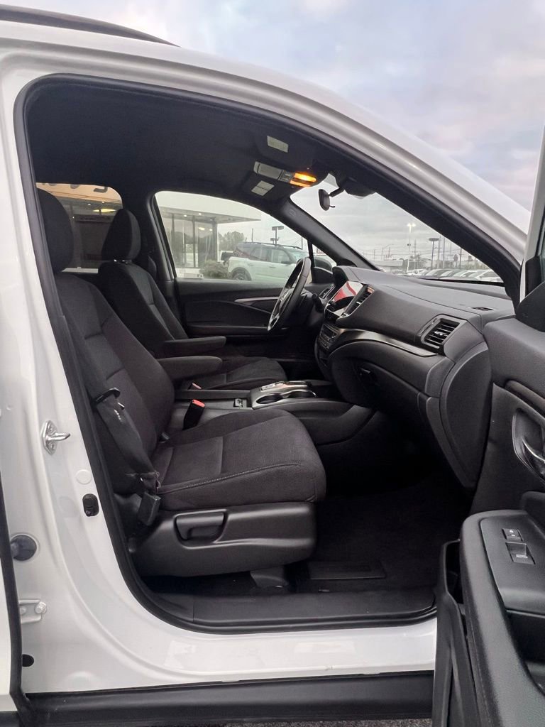 Used 2022 Honda Pilot Sport image 27