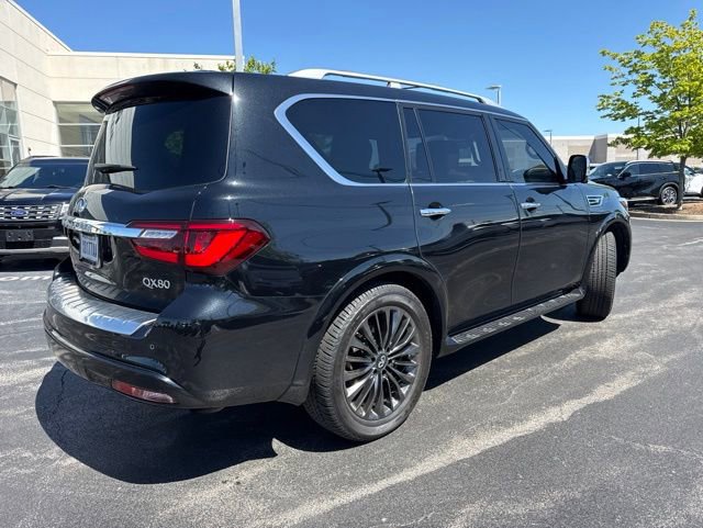 Used 2023 INFINITI QX80 Sensory w/ All-Season Package AWD/4WD image 9