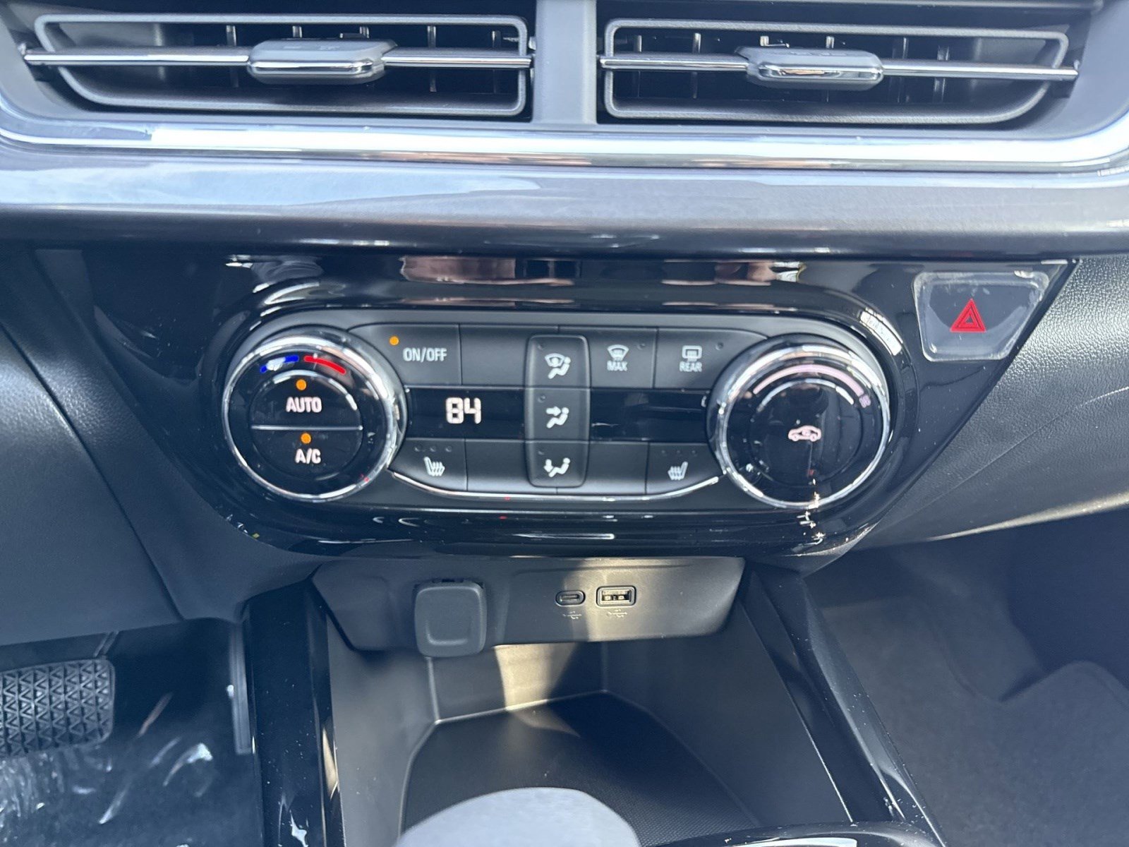 New 2026 Chevrolet Trax ACTIV w/ Driver Confidence Package image 18