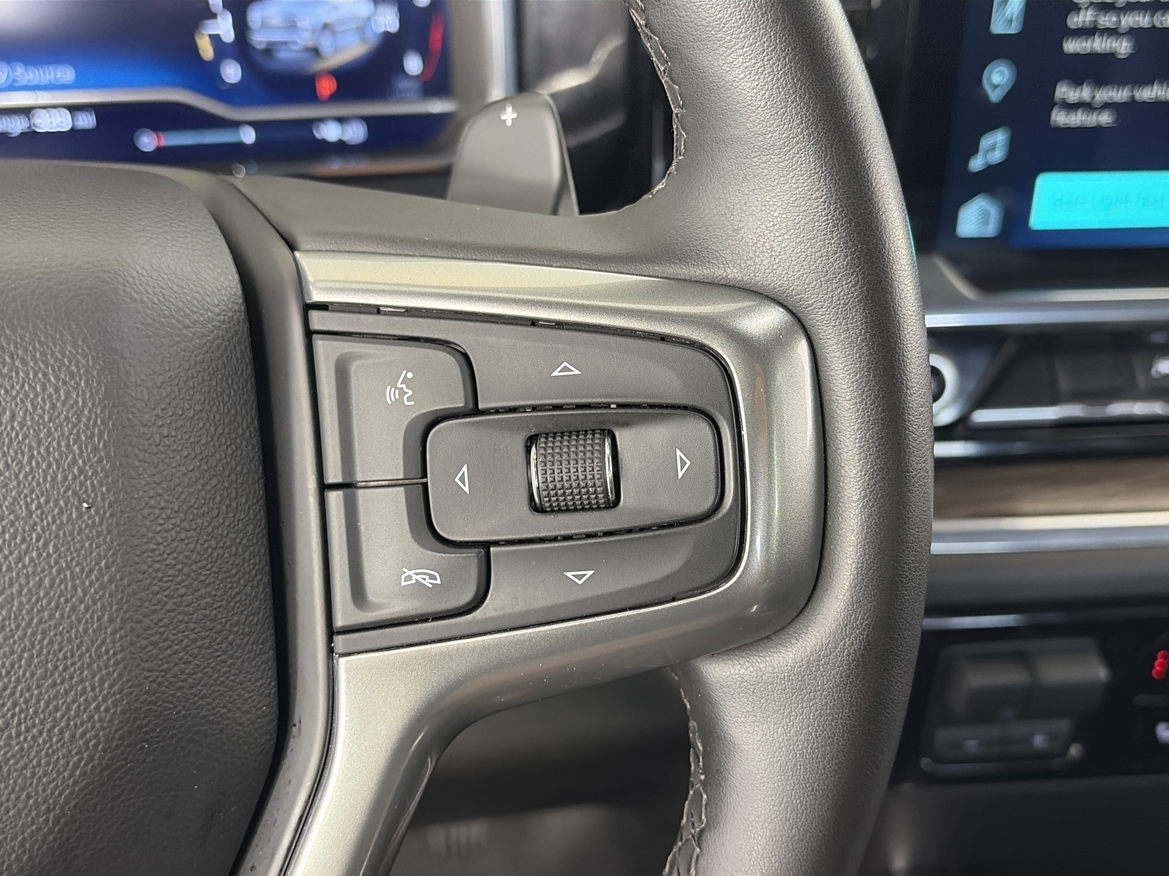 Certified 2024 Chevrolet Silverado 1500 RST w/ Z71 Off-Road Package AWD/4WD image 30