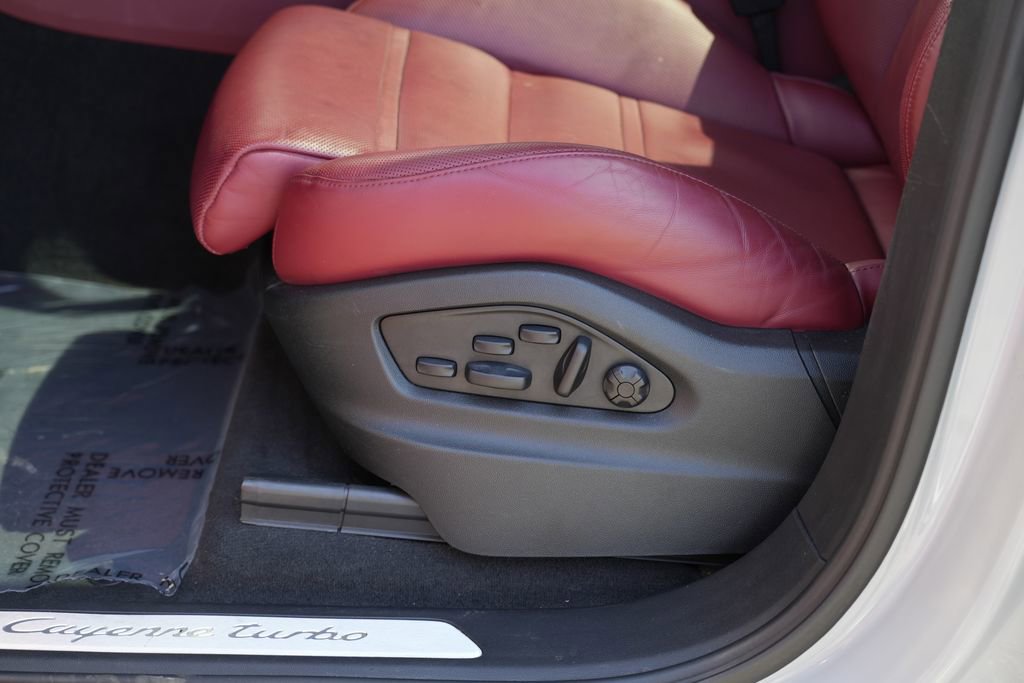 Used 2023 Porsche Cayenne Turbo w/ Premium Package Plus (PI3) image 22