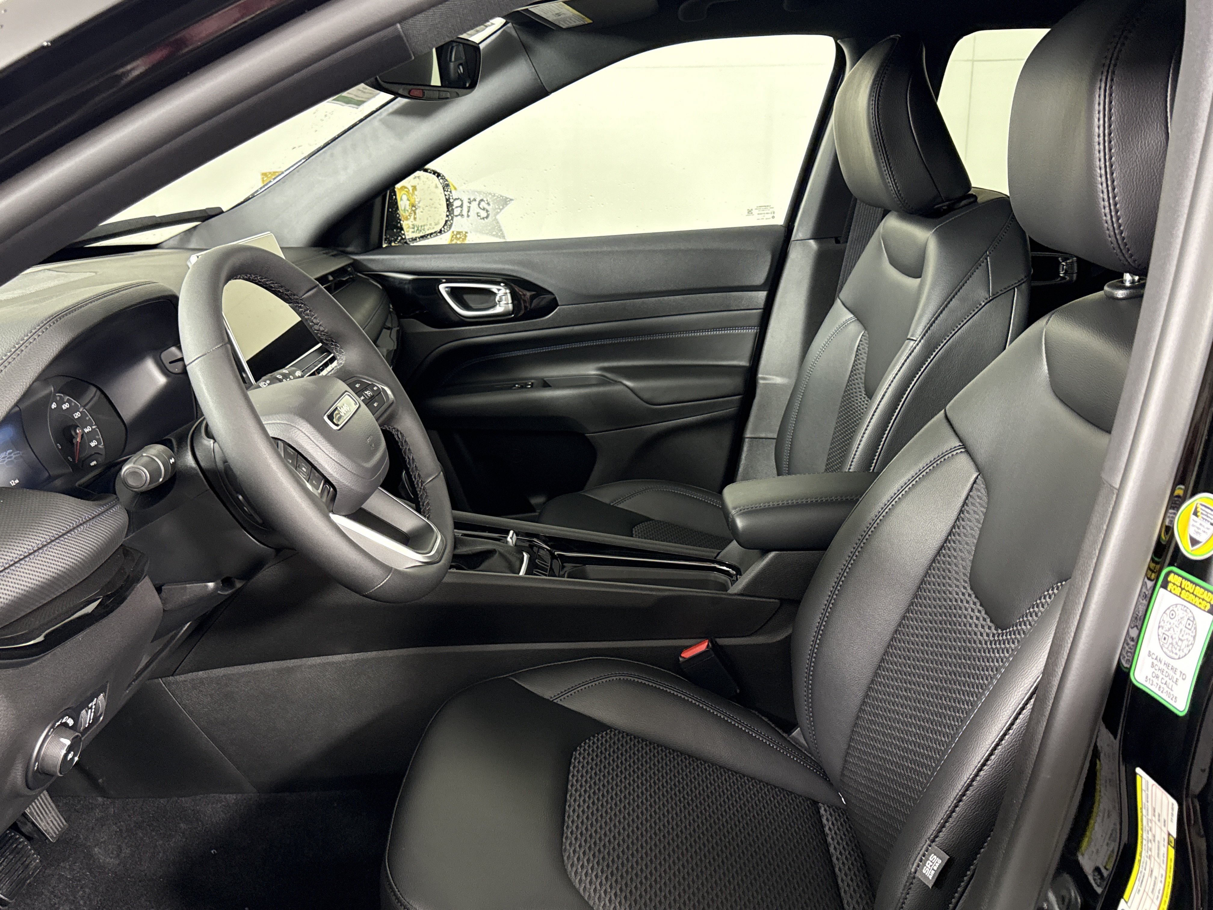 New 2026 Jeep Compass Latitude AWD/4WD image 12