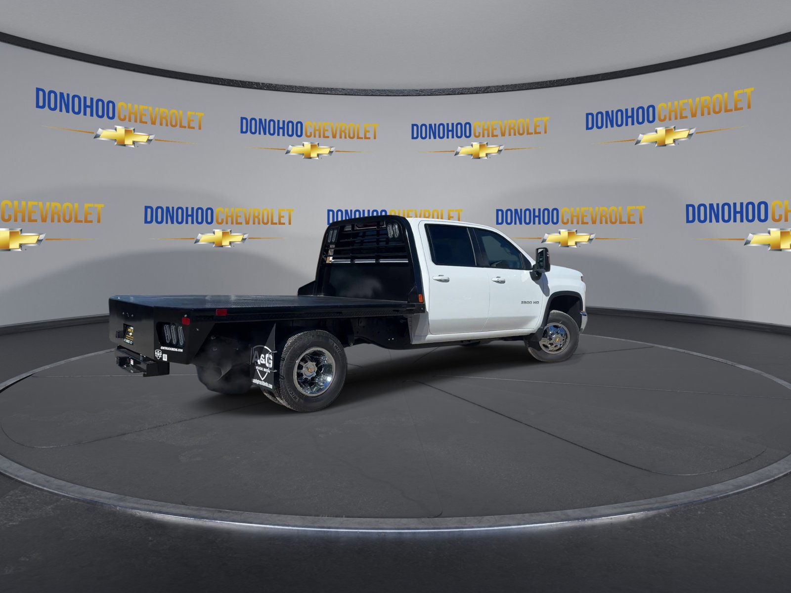 New 2026 Chevrolet Silverado 3500 LT w/ Convenience Package image 8