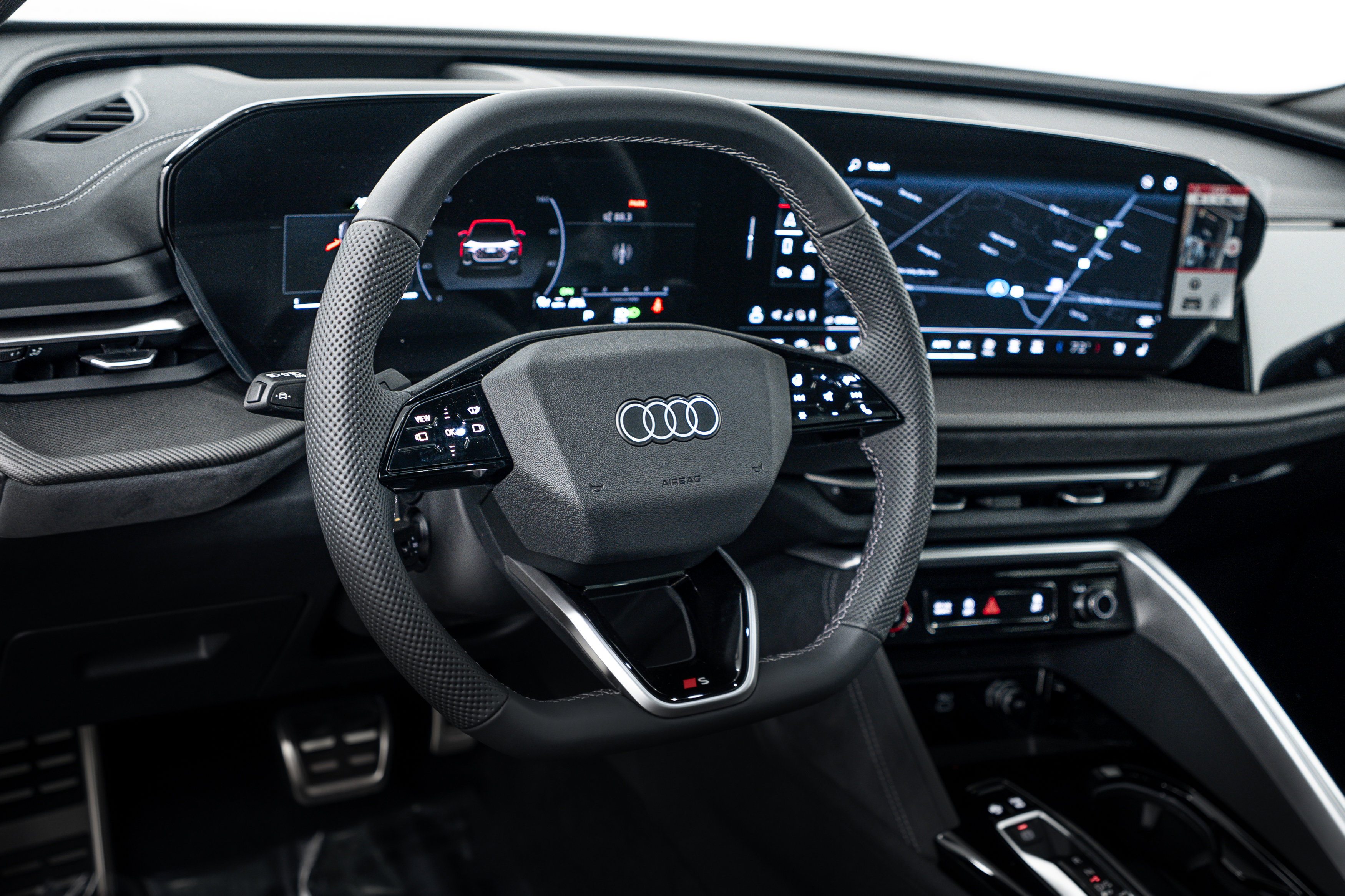 New 2025 Audi SQ5 Premium Plus image 10