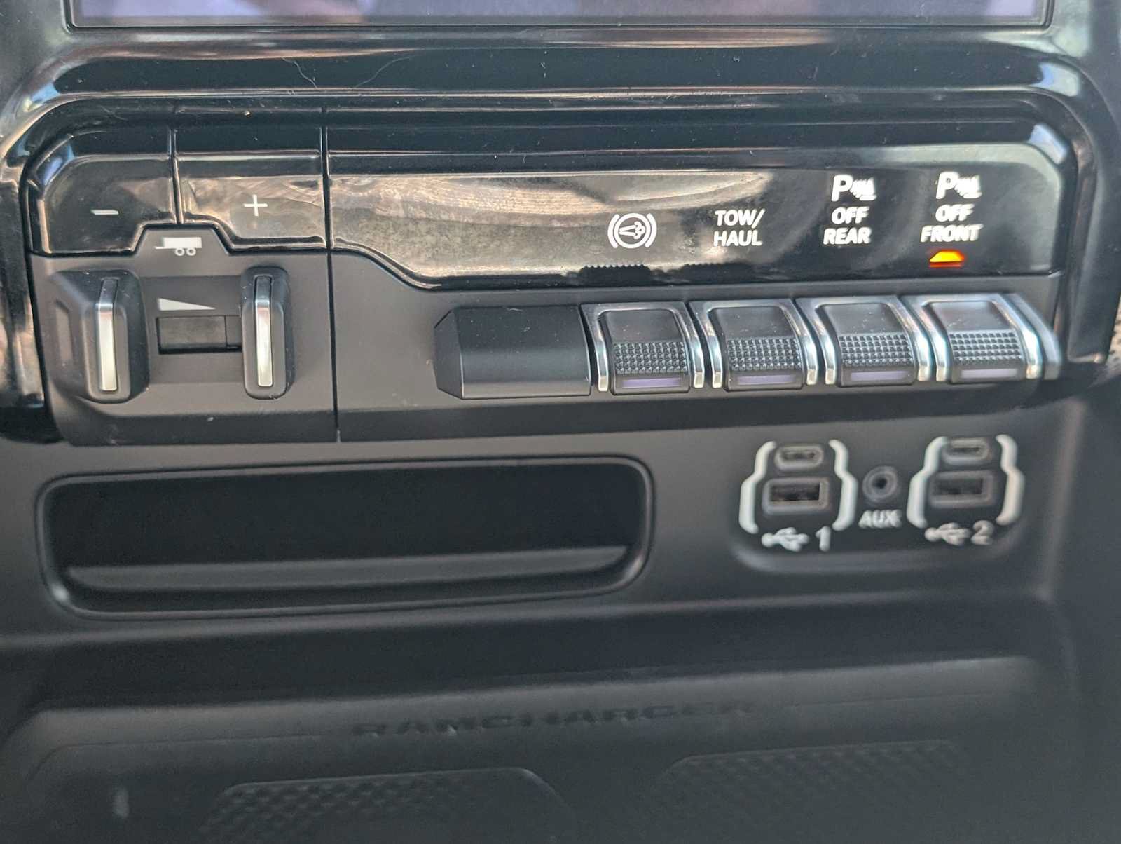 Used 2021 RAM 3500 Limited AWD/4WD image 25