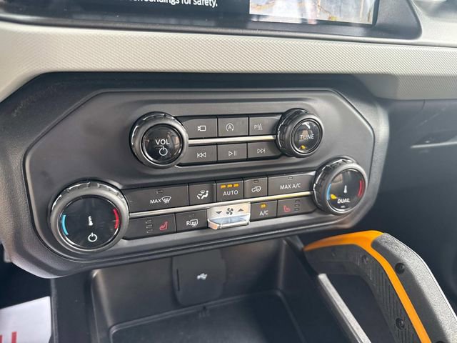 Used 2022 Ford Bronco Badlands image 23