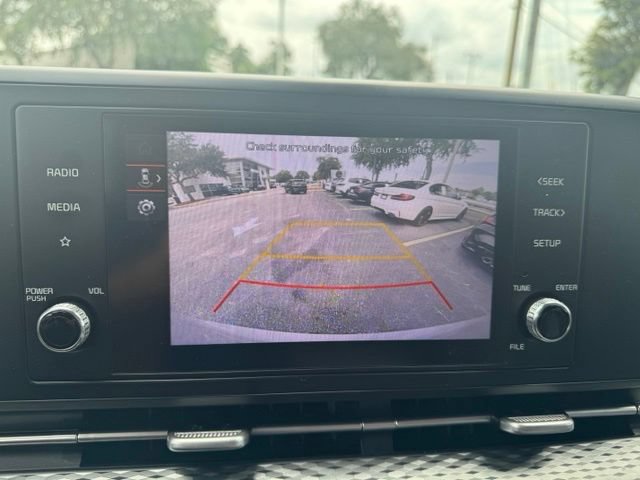 Used 2023 Kia Carnival LX FWD image 44