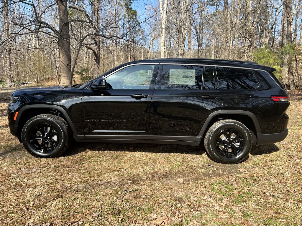 New 2026 Jeep Grand Cherokee L 4WD image 6