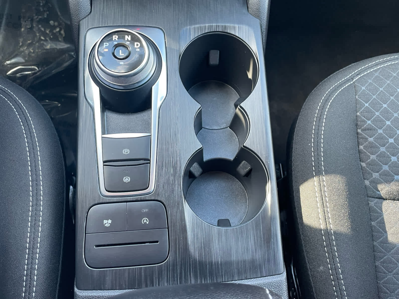 Used 2025 Ford Escape Active w/ Cold Weather Package image 24