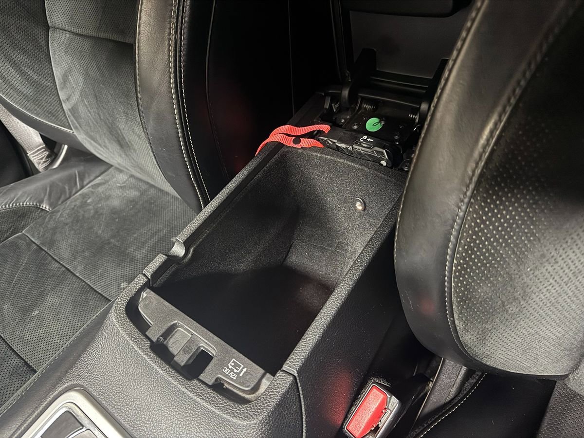 Used 2014 Jeep Grand Cherokee SRT AWD/4WD image 38