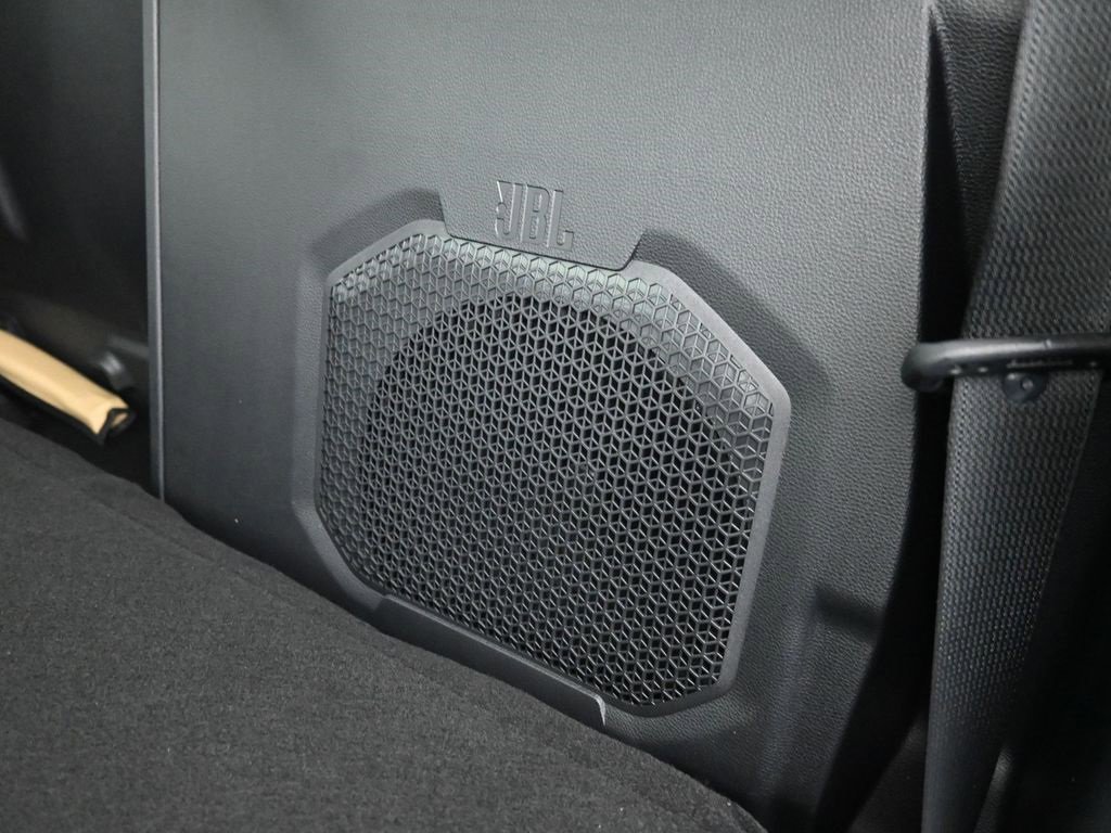 Used 2025 Toyota Tundra Platinum image 38