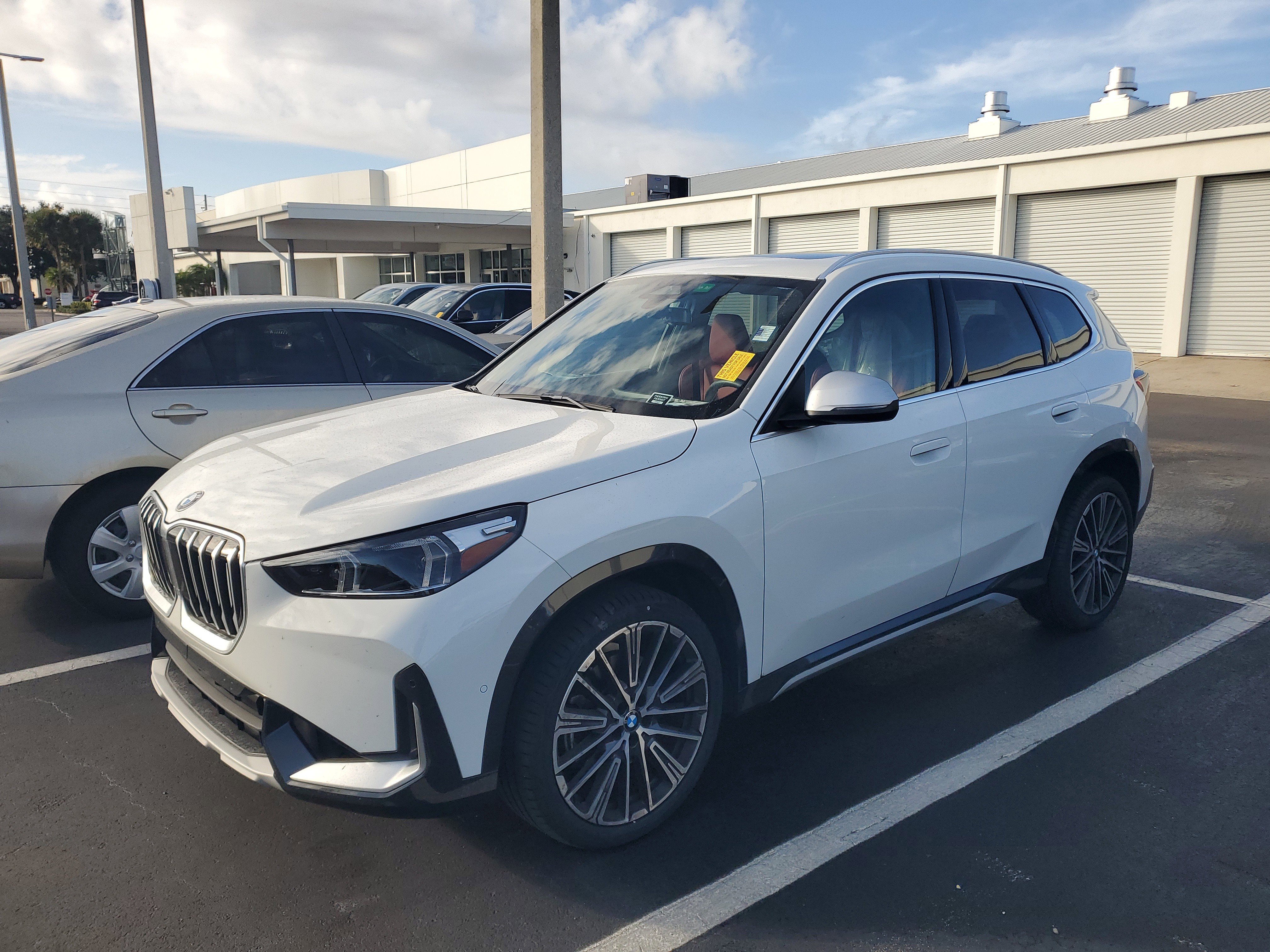 Used 2024 BMW X1 xDrive28i w/ Convenience Package image 1