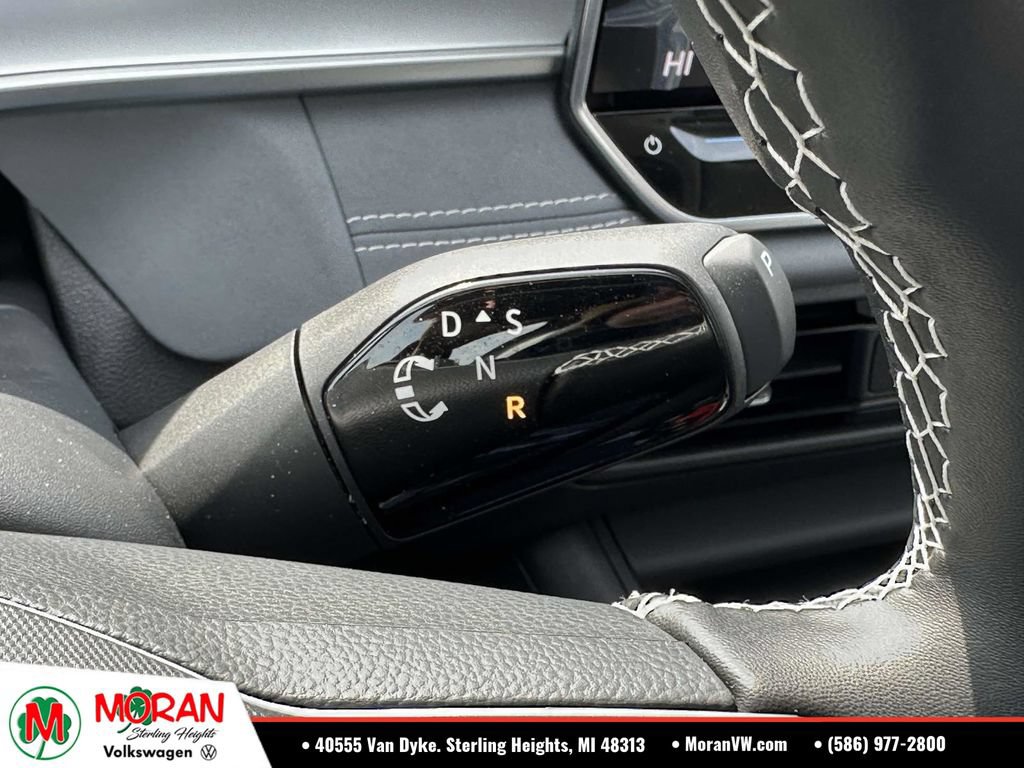 Used 2026 Volkswagen Tiguan SE AWD/4WD image 26