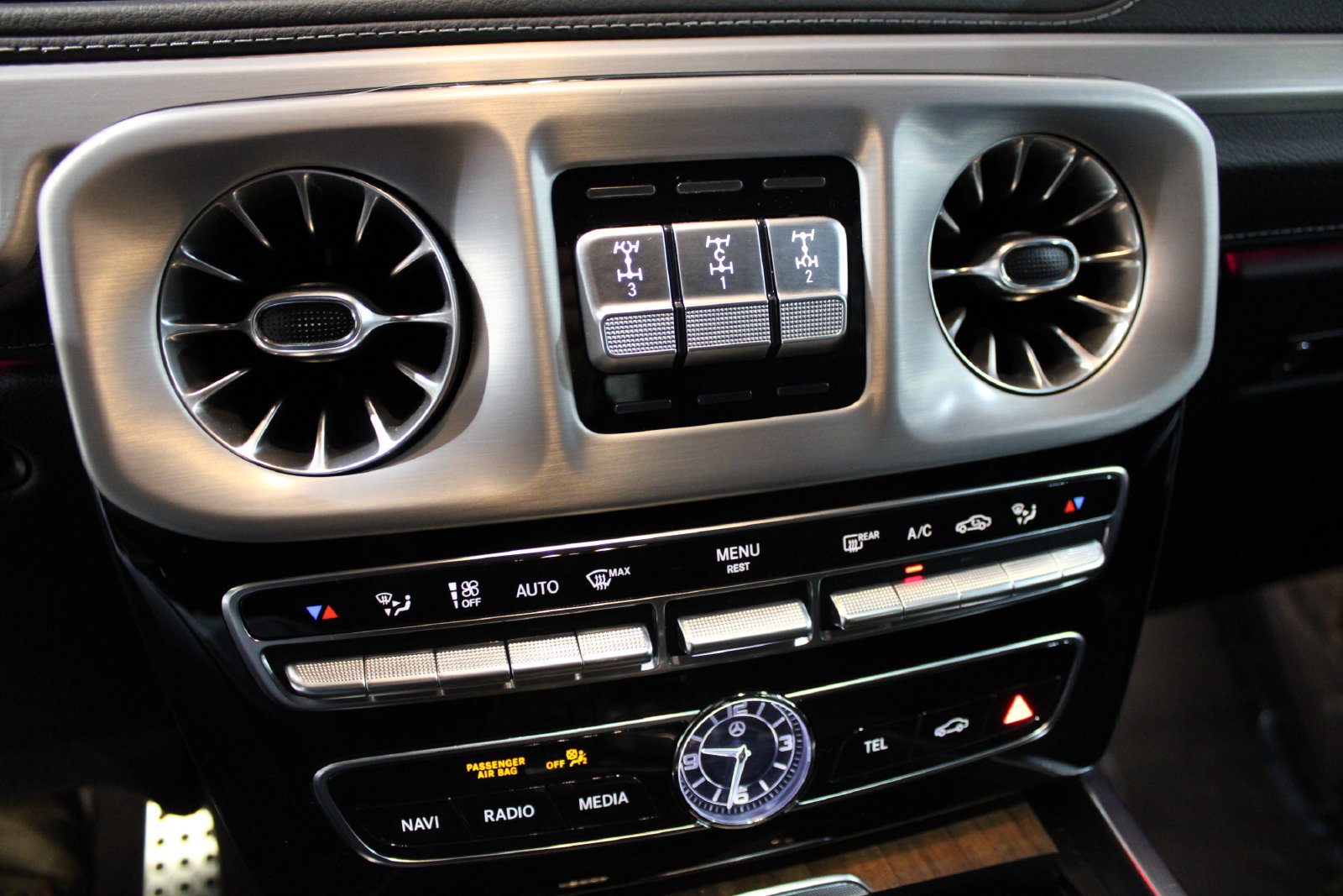 Used 2024 Mercedes-Benz G 550 image 37