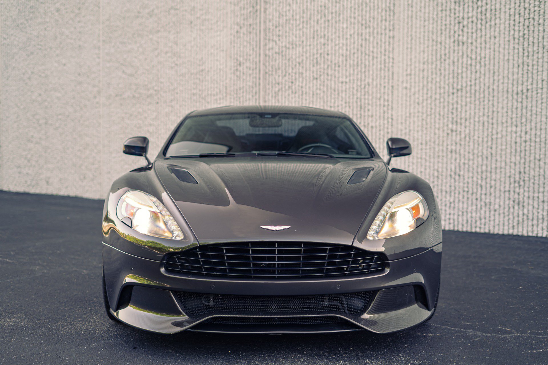 Used 2014 Aston Martin Vanquish Coupe RWD image 37
