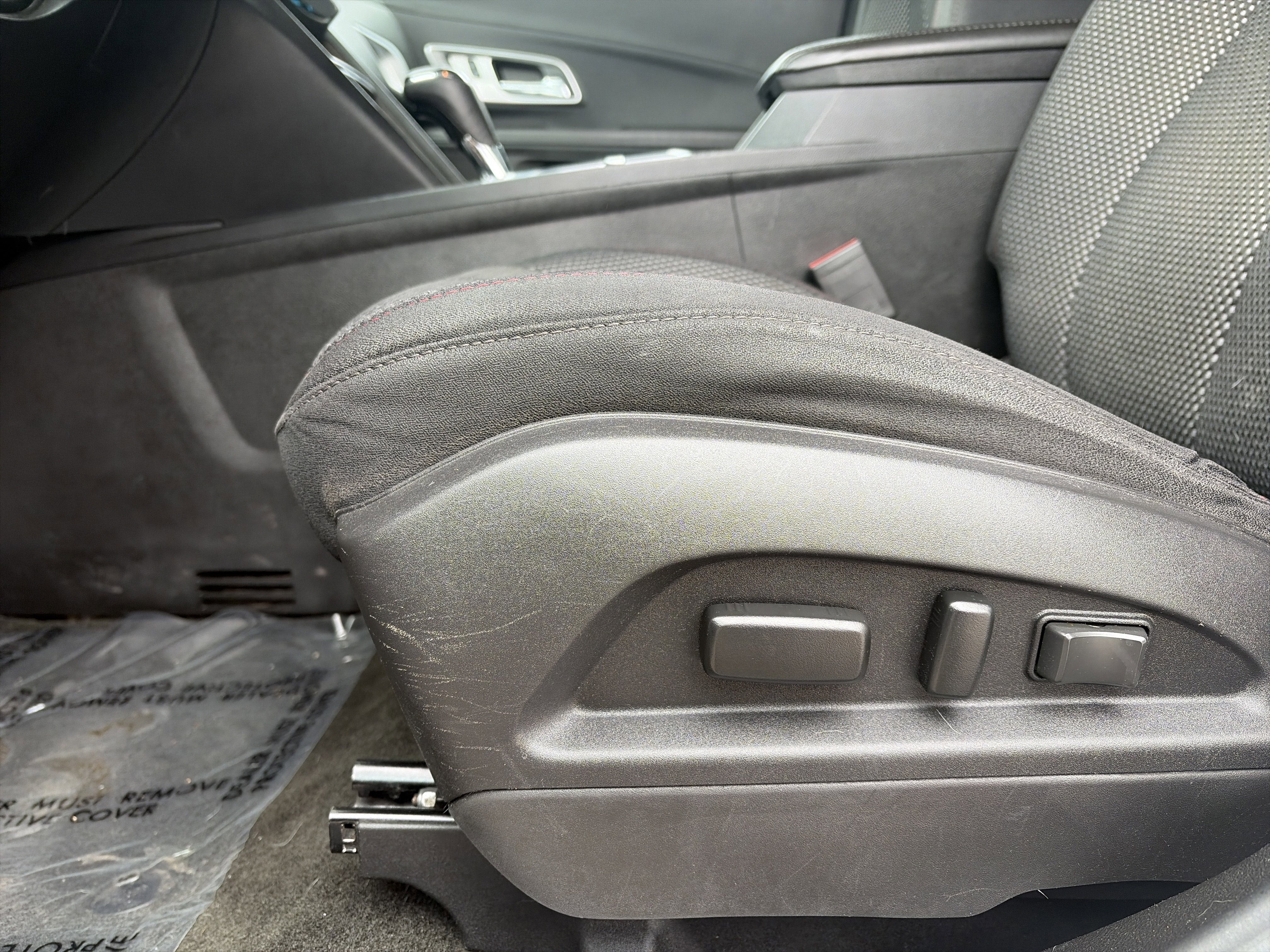 Used 2017 Chevrolet Equinox LT w/ Convenience Package image 15