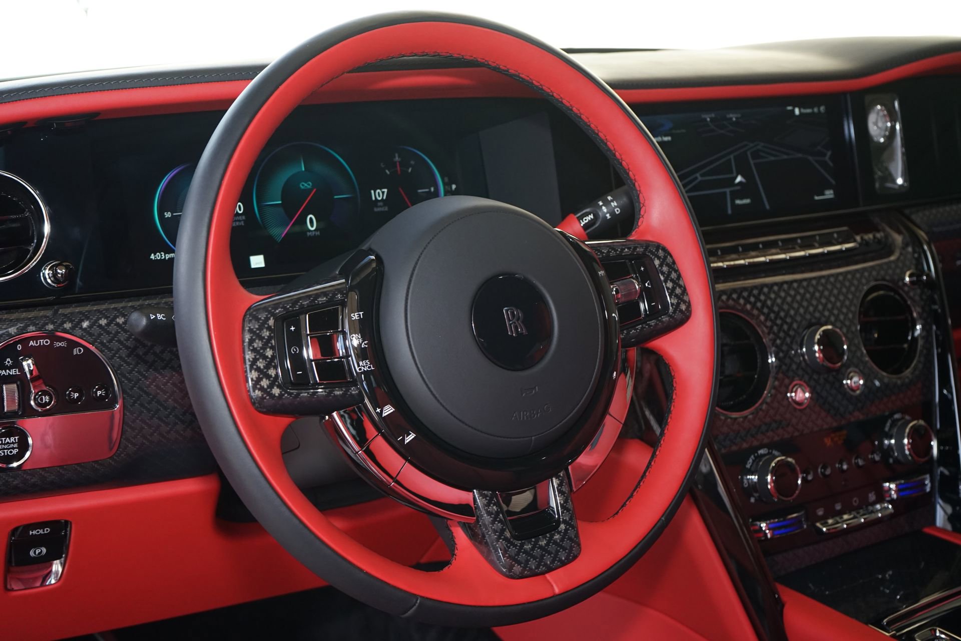 Used 2025 Rolls-Royce Cullinan Black Badge w/ Leather Finishing Pack image 15