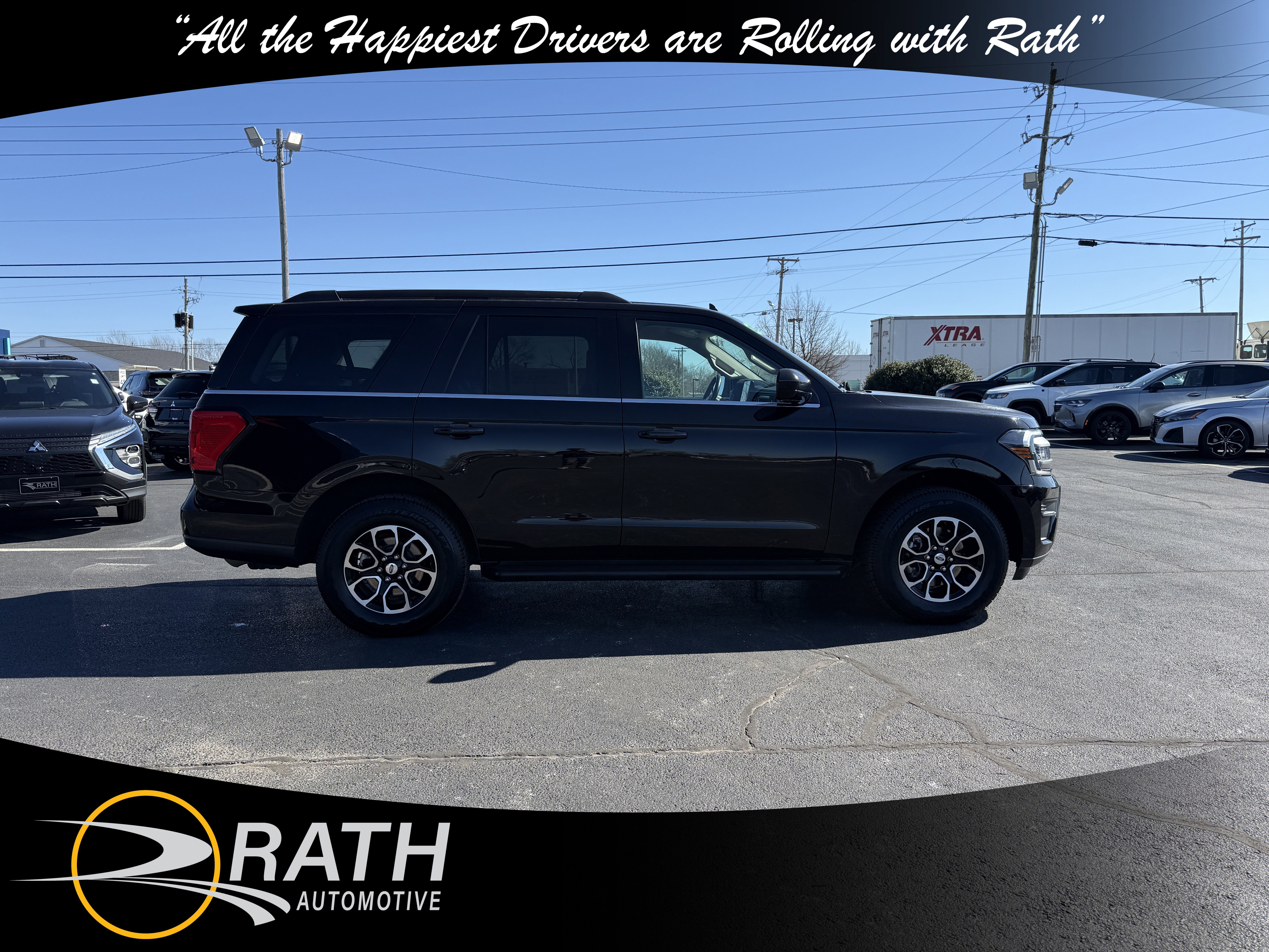 Used 2024 Ford Expedition XLT image 6