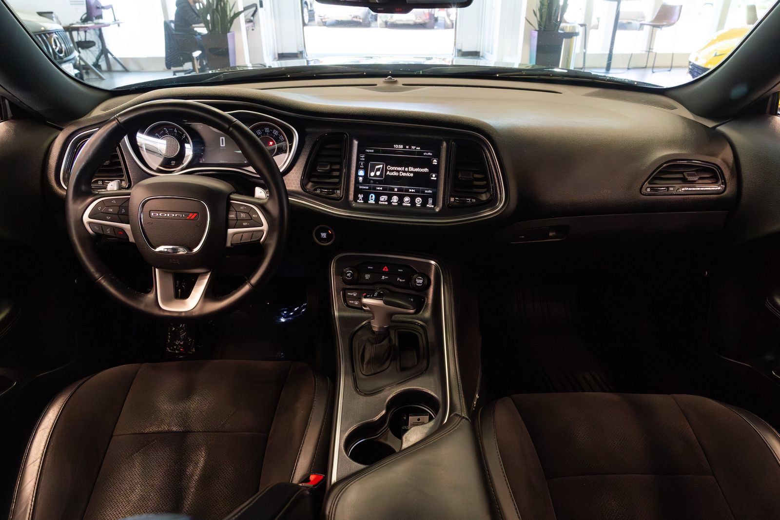 Used 2015 Dodge Challenger R/T Plus RWD image 9