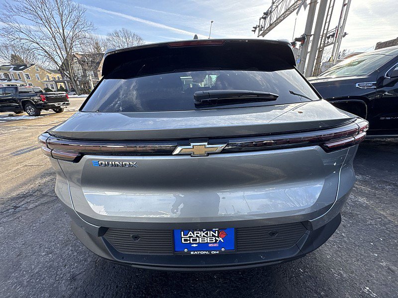 New 2026 Chevrolet Equinox EV LT image 12