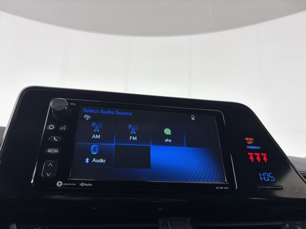 Used 2018 Toyota C-HR XLE image 28