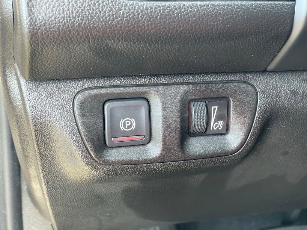 Used 2019 GMC Acadia SLT w/ LPO, Floor Liner Package AWD/4WD image 17