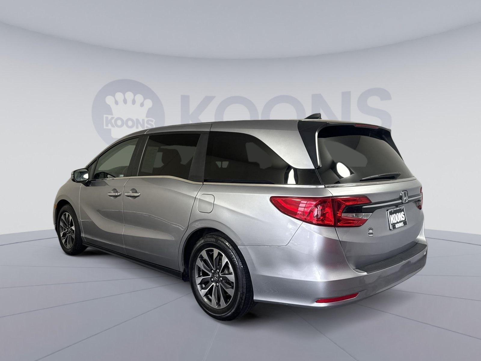 Used 2023 Honda Odyssey EX-L image 4