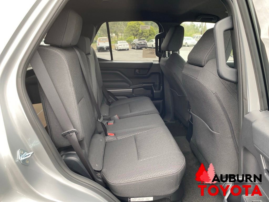 New 2026 Toyota 4Runner SR5 AWD/4WD image 14