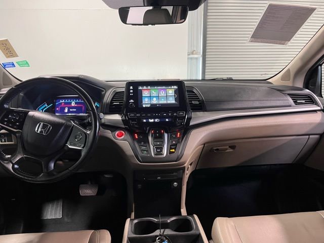 Used 2018 Honda Odyssey Touring image 17