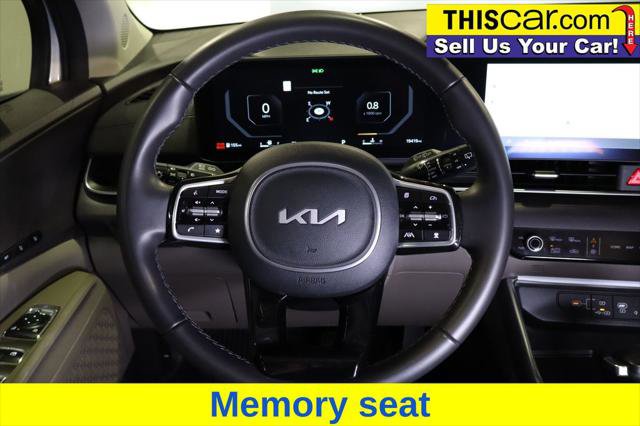 Used 2025 Kia Carnival SX image 19
