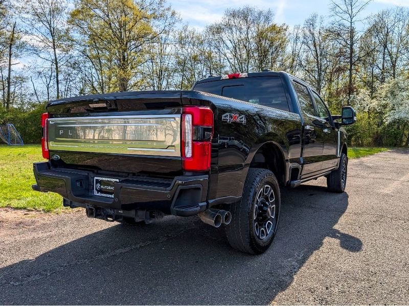 Used 2024 Ford F350 Platinum image 4