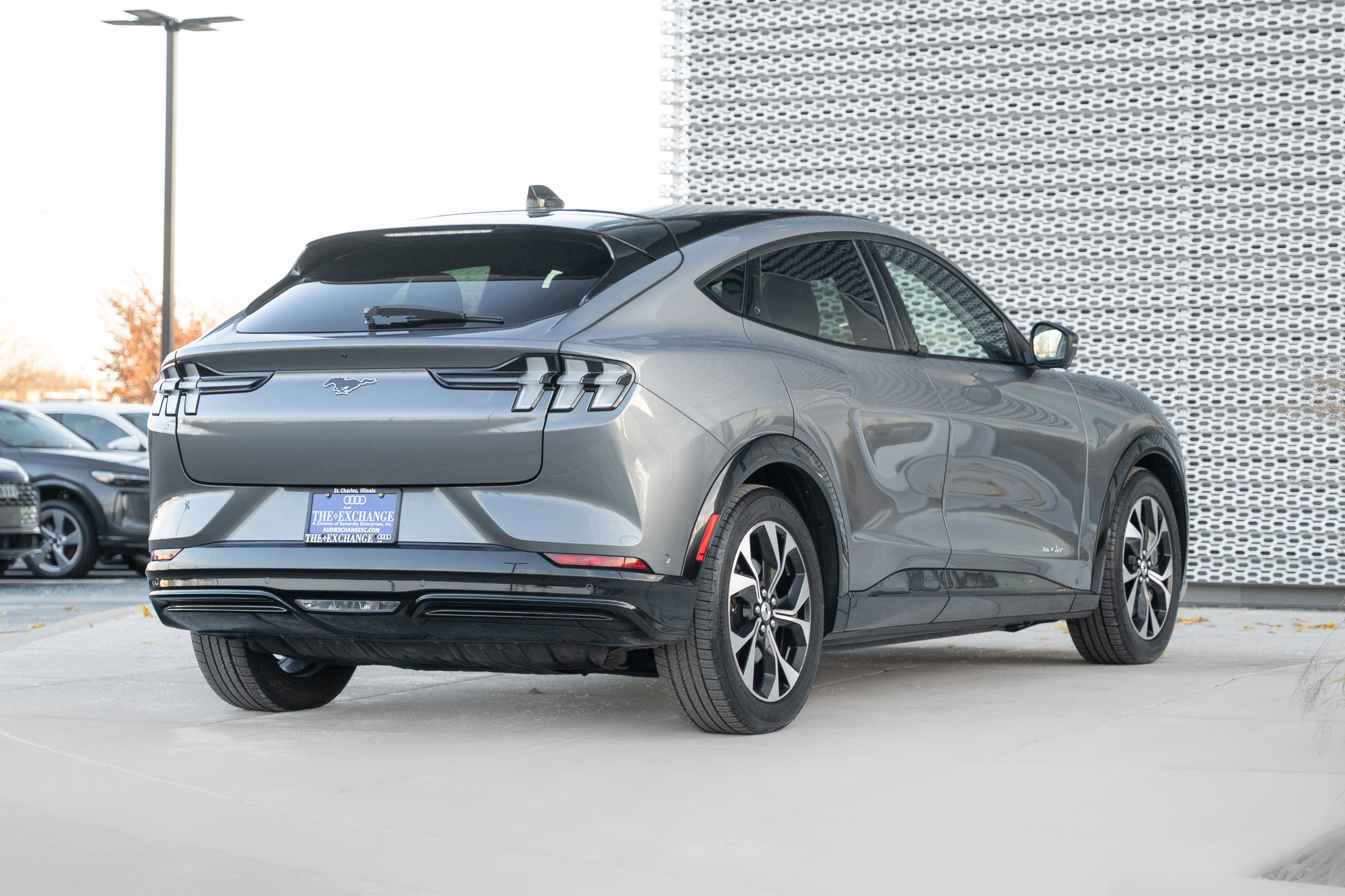 Used 2021 Ford Mustang Mach-E Premium image 4