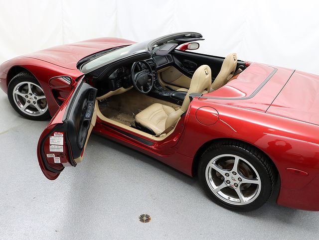 Used 2002 Chevrolet Corvette Convertible w/ Preferred Equipment Group2 image 11
