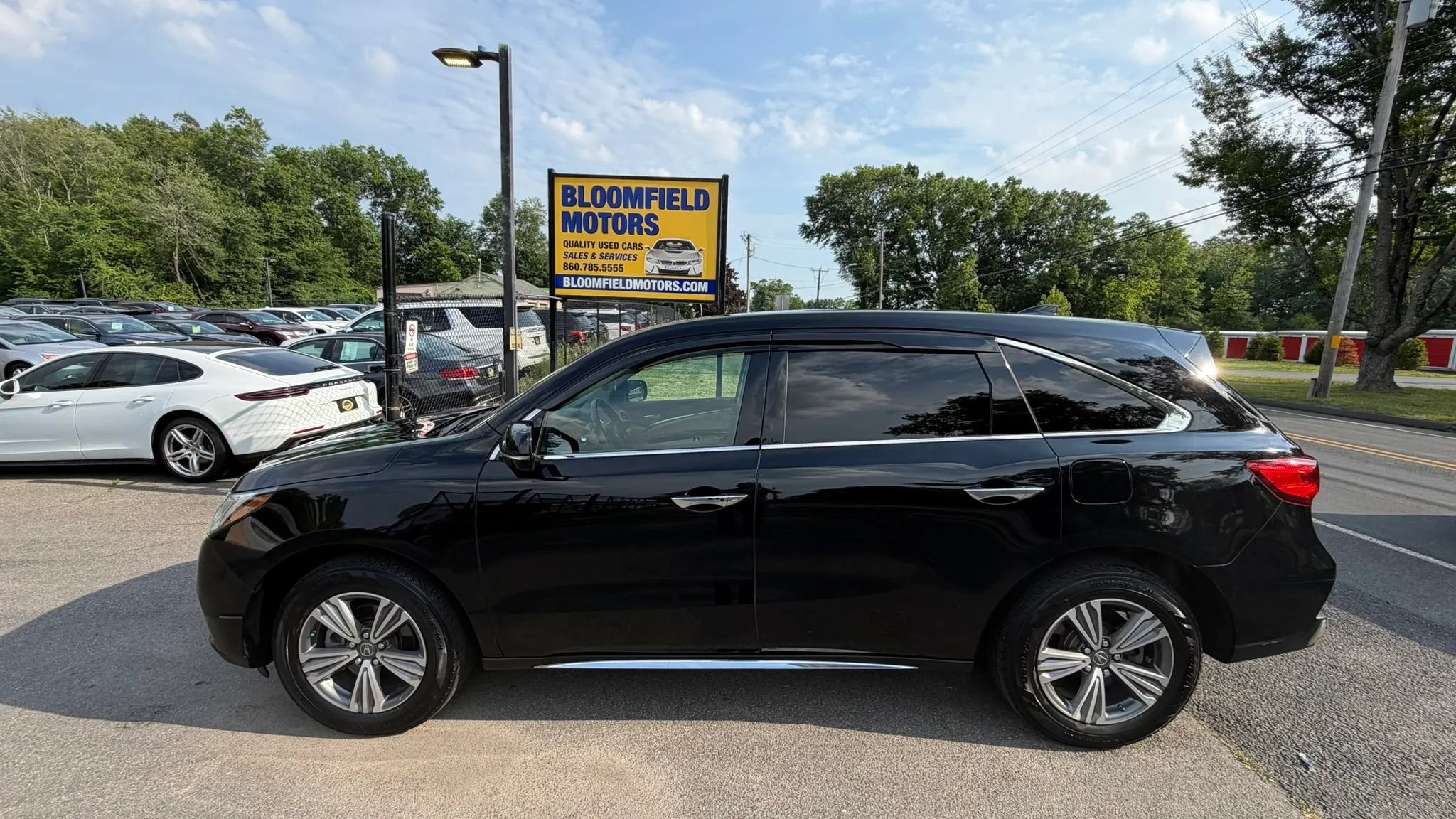 Used 2019 Acura MDX SH-AWD image 2