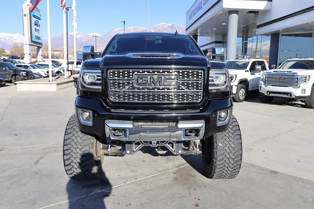 Used 2018 GMC Sierra 2500 Denali w/ Duramax Plus Package image 9