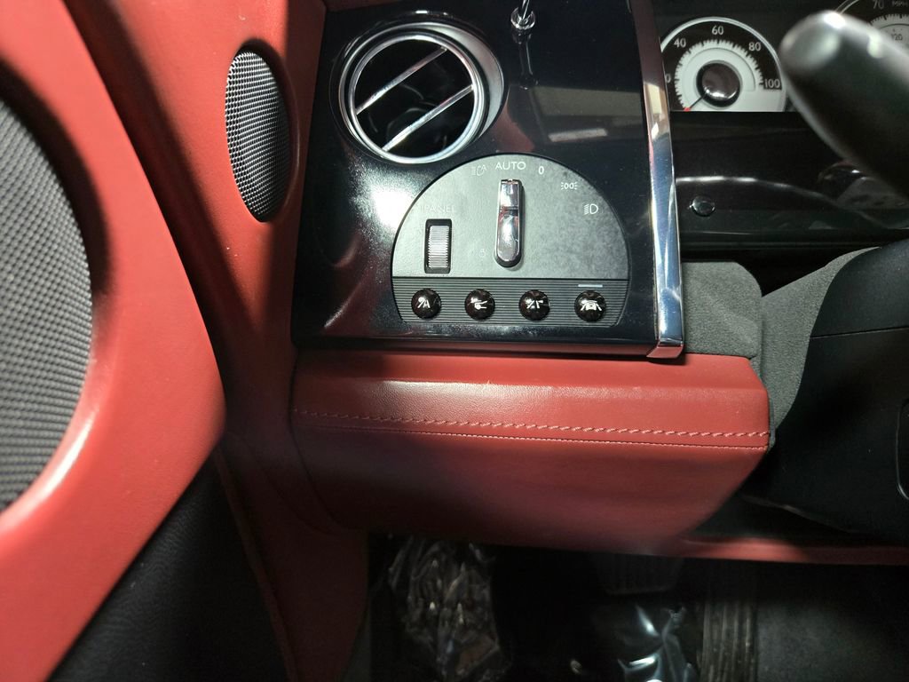 Used 2015 Rolls-Royce Wraith RWD image 14