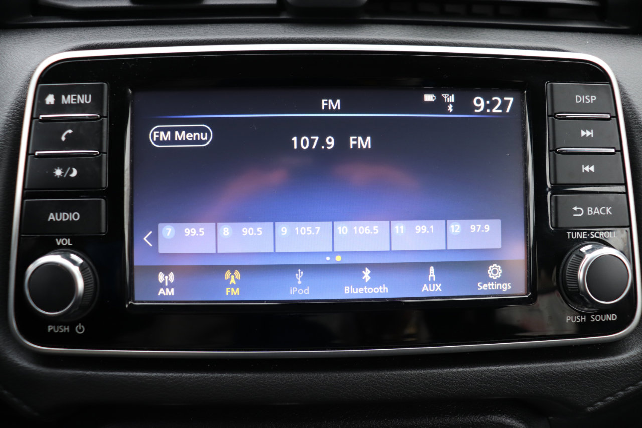 Used 2024 Nissan Versa S w/ Trunk Package image 29