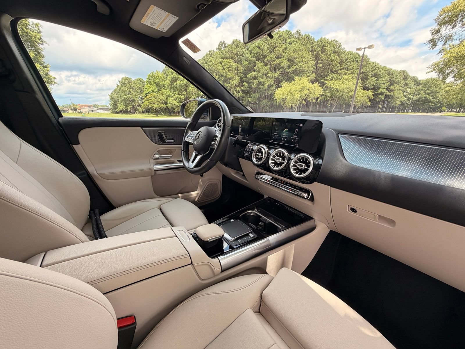 Certified 2021 Mercedes-Benz GLA 250 image 20