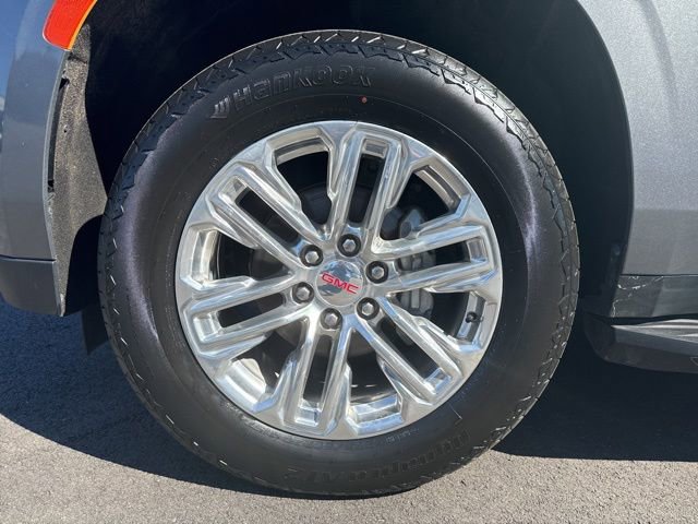 Used 2021 GMC Yukon SLT w/ SLT Premium Package image 9